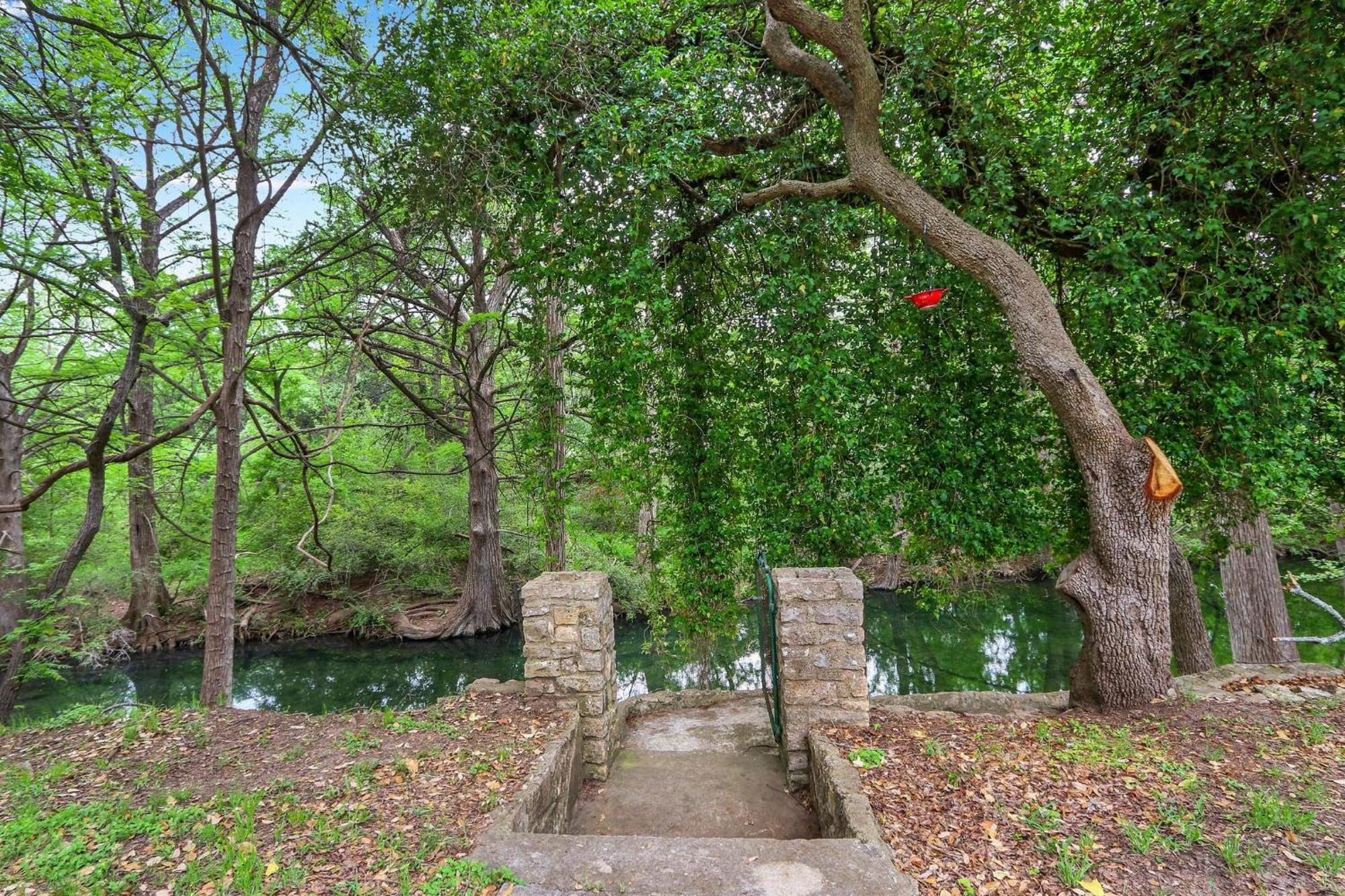 윔벌리 Rock House On Cypress Creek 빌라 외부 사진